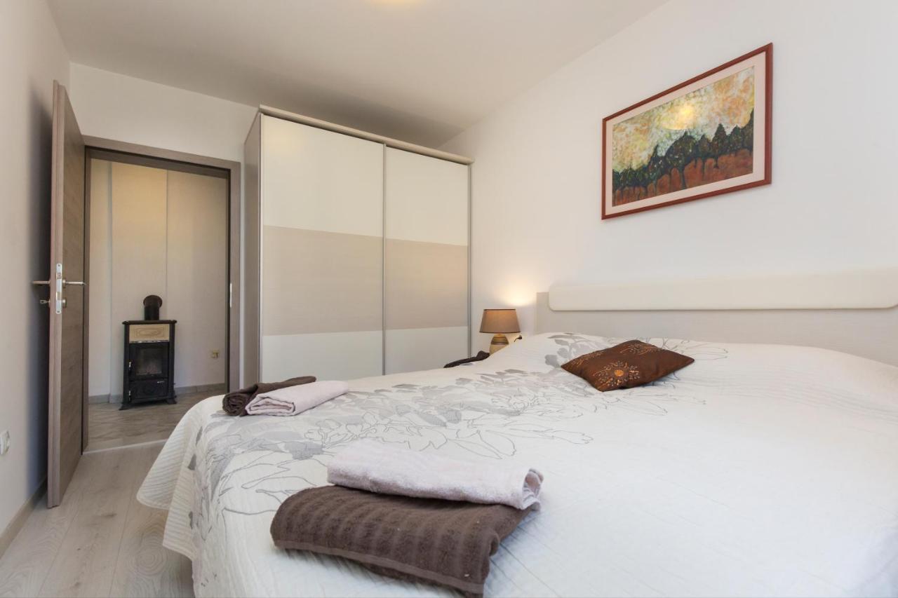 Apartment Am Koromacno Bagian luar foto